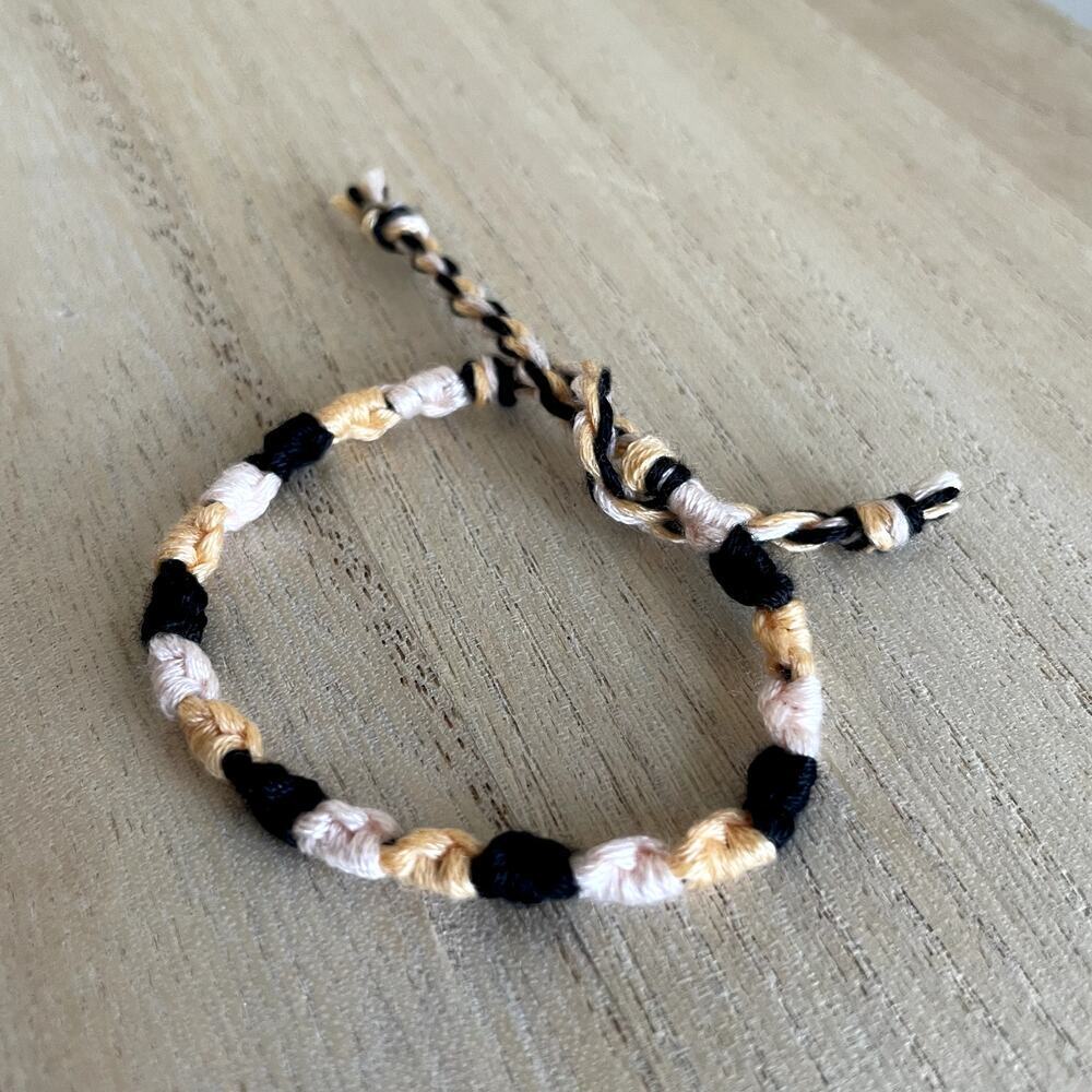 Ailana Bracelet, anklet, trendy, comfortable, tie, embroidery thread, woven, gif